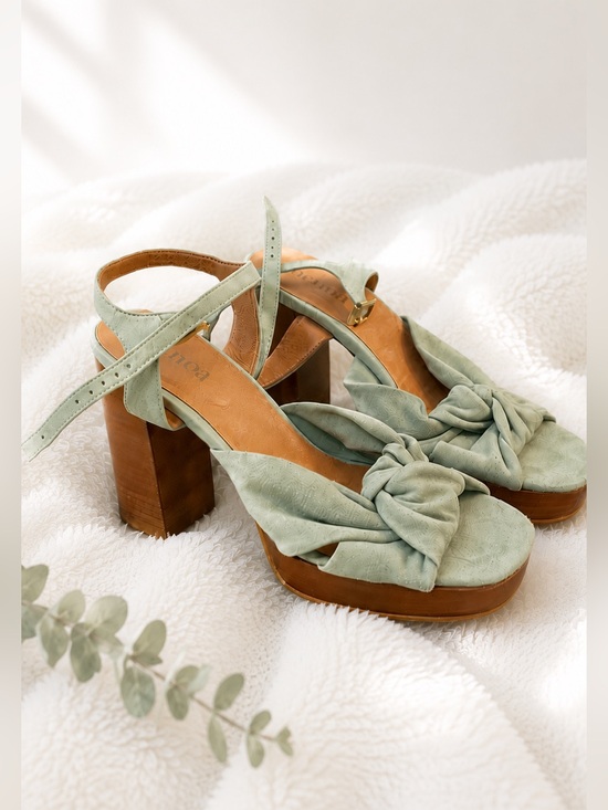 BENOA Shoes - 🌿✨BENOA Sage Green Suede Platform Heels